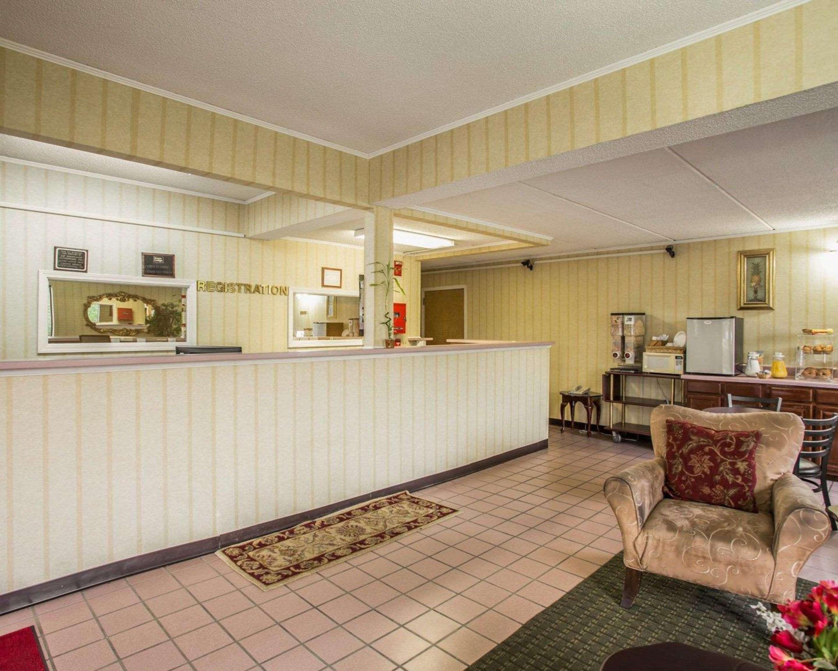 Econo Lodge Inn & Suites Lugoff Exterior foto